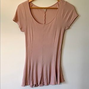 Guess stretch cotton peplum top
